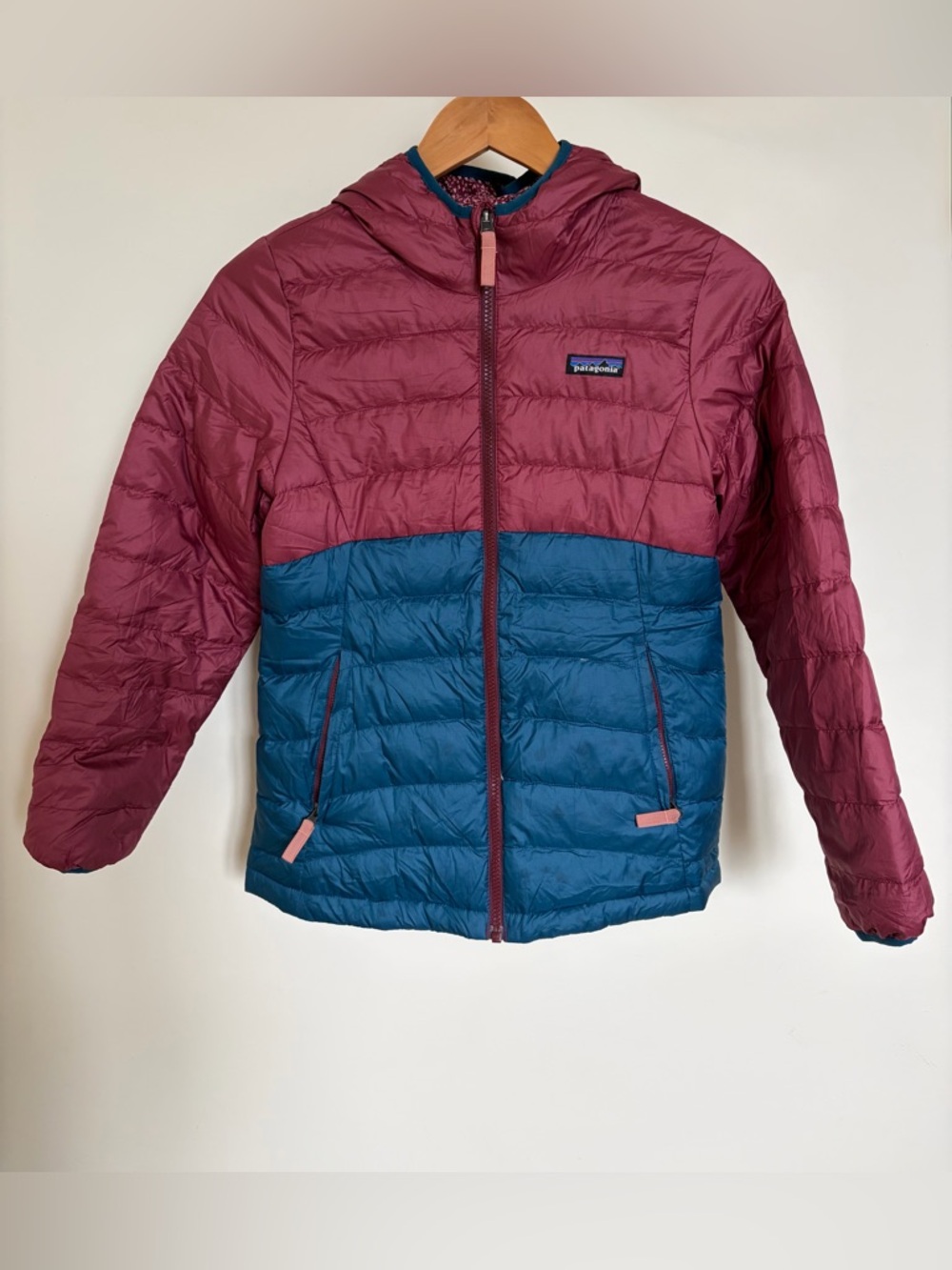 Patagonia girls reversible down jacket